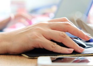 How to Change an Image Background in MS Paint (Green Screen)