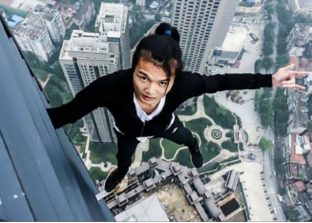 Famous China rooftopper