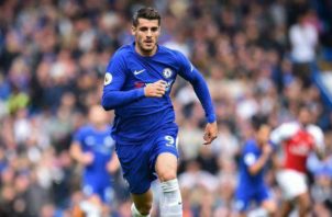 Chelsea demolishes West Brom